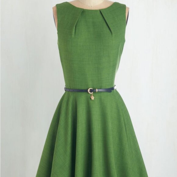 Modcloth Luck Be A Lady Green Dress - Picture 1 of 15